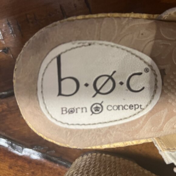b.o.c. Born Concept Leather Thong Wedge Sandal - Picture 6 of 10